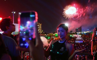 Xem bắn pháo hoa lễ 30.4 ở TP.HCM: Những điểm ngắm đẹp, tránh chen chúc