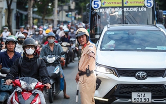 Nghỉ lễ 30.4 - 1.5: CSGT TP.HCM gợi ý loạt lộ trình tránh kẹt xe cửa ngõ