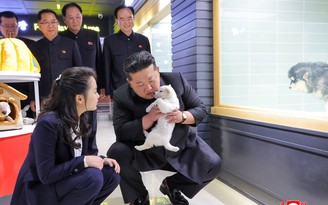 Bất ngờ hình ảnh mới về Nhà lãnh đạo Kim Jong-un cùng con gái