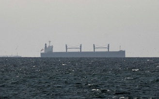 Tình báo Mỹ cảnh báo Iran khó có thể sớm mở lại eo biển Hormuz