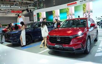 3 hãng xe ưu đãi lệ phí trước bạ mạnh tay nhất cho khách Việt