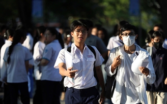 Hơn 133.000 bài thi đánh giá năng lực được chấm theo phương pháp nào?