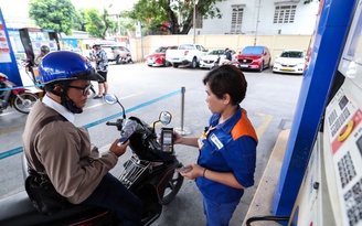 Giữa 'bão' giá xăng dầu, ông lớn Petrolimex lên kế hoạch doanh thu kỷ lục