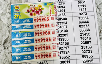 Mua 6 tờ vé tứ quý 9999, người đàn ông ở TP.HCM trúng xổ số miền Nam