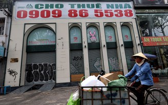 Hàng loạt 'mặt tiền vàng' trung tâm TP.HCM ế ẩm bỏ trống