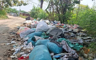 Bãi rác tự phát gây ô nhiễm