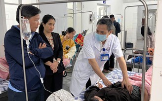 Quảng Trị: Hàng chục bệnh nhân nhập viện, nghi ngộ độc do ăn bánh mì