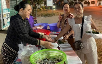 Từ bếp chay thiện nguyện đến quầy rau 0 đồng