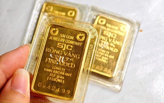 Vàng thấp nhất trong 4 tháng qua, có nên mua?