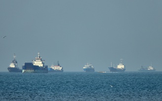 Anh - Pháp điều tàu chiến đến eo biển Hormuz, Iran dọa phản ứng 'tức thì'