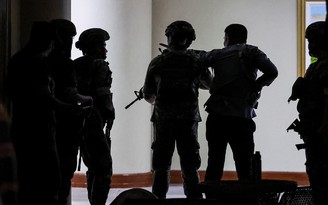 Súng nổ khi thượng nghị sĩ Philippines bị ICC truy nã lẩn trốn lệnh bắt