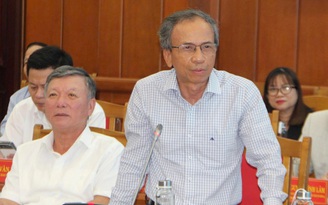 'AI tăng trưởng theo cấp số mũ nhưng các sở ngành vẫn còn đá qua đá lại'