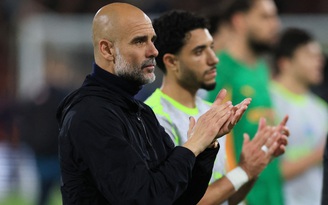 Man City tự ‘bắn vào chân’, Arsenal được dâng sớm chức vô địch Ngoại hạng Anh