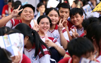 Ngưỡng đầu vào khối ngành sư phạm và sức khỏe những năm qua thay đổi ra sao?