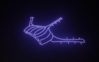 400 drone xếp hình sân bay Long Thành chào mừng Đồng Nai lên thành phố