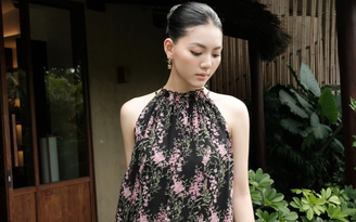 Váy hoa xếp tầng, điểm chạm ngọt ngào làm trẻ hóa phong cách Váy hoa xếp tầng, điểm chạm ngọt ngào làm trẻ hóa phong cách