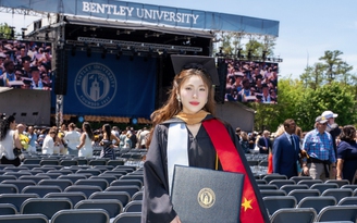 Hoa hậu Việt biết 4 thứ tiếng, tốt nghiệp đại học loại xuất sắc tại Mỹ