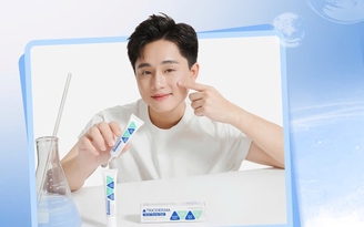 Bất ngờ với kem chấm mụn giá học sinh mà được chuyên gia tin dùng