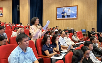 Bối rối việc in sao, cấp bằng tốt nghiệp sau khi trường sáp nhập, đổi tên