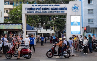 Thi lớp 10 Phổ thông Năng khiếu, thí sinh tăng vọt, cấu trúc đề thi ra sao?