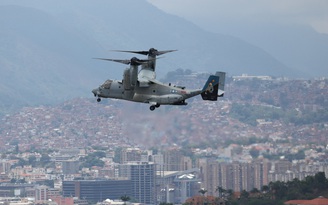 Máy bay quân sự Mỹ diễn tập giữa thủ đô Venezuela