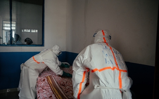 Hơn 200 người chết vì Ebola, thêm 10 nước châu Phi nguy cơ bị ảnh hưởng