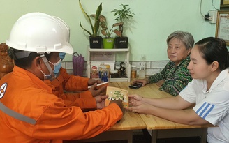 Ngành điện TP.HCM đã giúp chúng tôi hình thành 'thói quen tốt'