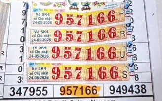 Mua 4 tờ vé số ngẫu nhiên, cặp vợ chồng nghèo ở xóm trọ trúng độc đắc 8 tỉ