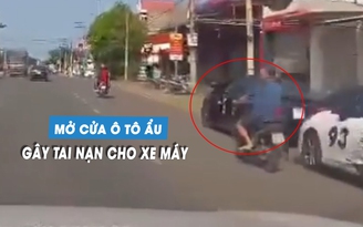 'Rùng rợn' tài xế mở cửa ô tô ẩu, gây tai nạn nghiêm trọng cho xe máy