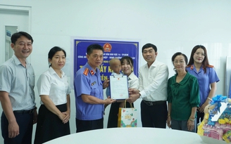 Nghị quyết 205 đi vào cuộc sống: Những giấy khai sinh đặc biệt