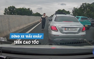Hai ô tô lạng lách chèn đường nhau, tài xế dừng xe 'đấu khẩu' trên cao tốc