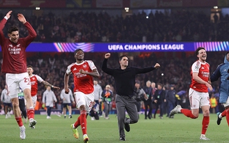 Lịch sử đang mời gọi Arsenal