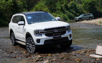 Ford Everest mới có thêm bản máy xăng tại Việt Nam, giá 1,629 tỉ đồng