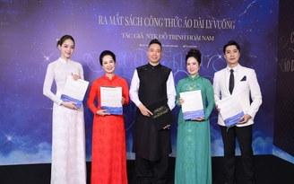 Nhà thiết kế Đỗ Trịnh Hoài Nam ra mắt sách công thức áo dài ly vuông