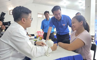Thanh niên công nhân góp phần vào mục tiêu tăng trưởng 2 con số