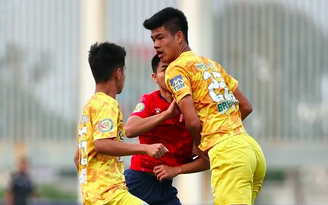 Trung vệ 1,95 m của HAGL sẽ không thất thế ở đội tuyển Việt Nam, bởi loạt lý do này…
