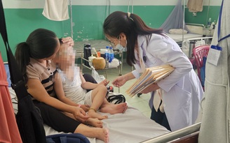 Sốt xuất huyết bước vào mùa cao điểm, bác sĩ đưa ra lời khuyên quan trọng