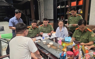 22 tổ công tác Công an TP.HCM đồng loạt tổng kiểm tra người nước ngoài