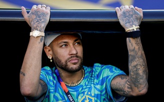 Tổng thống Brazil lại gây sốt, chỉ trích Neymar đi World Cup ‘để làm việc từ xa’?