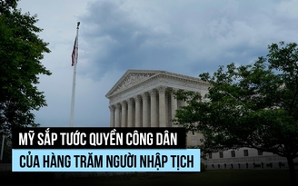 Hàng trăm người đã nhập tịch Mỹ có thể bị tước quốc tịch