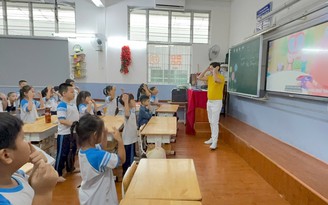 246 trường học của TP.HCM được tự tuyển giáo viên, hợp đồng giáo viên nước ngoài