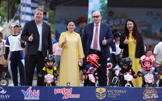 Victoria School tổ chức giải đua xe thăng bằng quy tụ gần 300 vận động viên nhí