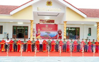 Bộ Công an khánh thành công trình nâng cấp Di tích Hòn Đá Bạc, bàn giao 500 căn nhà tại Cà Mau