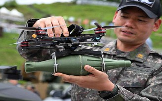 Hàn Quốc huấn luyện 500.000 'chiến binh drone'