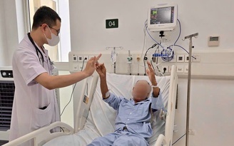 Hai bệnh nhân đột quỵ được cấp cứu thành công tại Bệnh viện Bạch Mai Ninh Bình