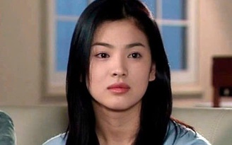 Song Hye Kyo rời công ty sau 14 năm