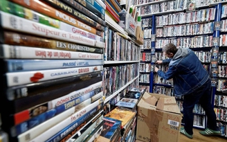 Muốn lưu trữ phim lâu dài, nên chọn DVD hay ổ cứng?