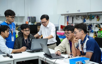 Những ngành học nhiều nước hạn chế tuyển sinh, VN thế nào?