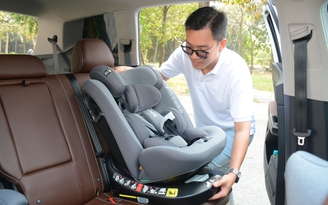 Cục CSGT: Từ 1.7 - 14.8 vẫn phạt tiền xe gia đình không có ghế trẻ em