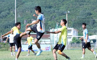 Giải bóng đá không chỉ mang lại những khoảnh khắc hồi hộp trên sân cỏ